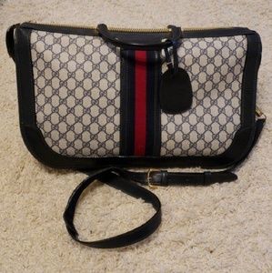 Gucci bag navy